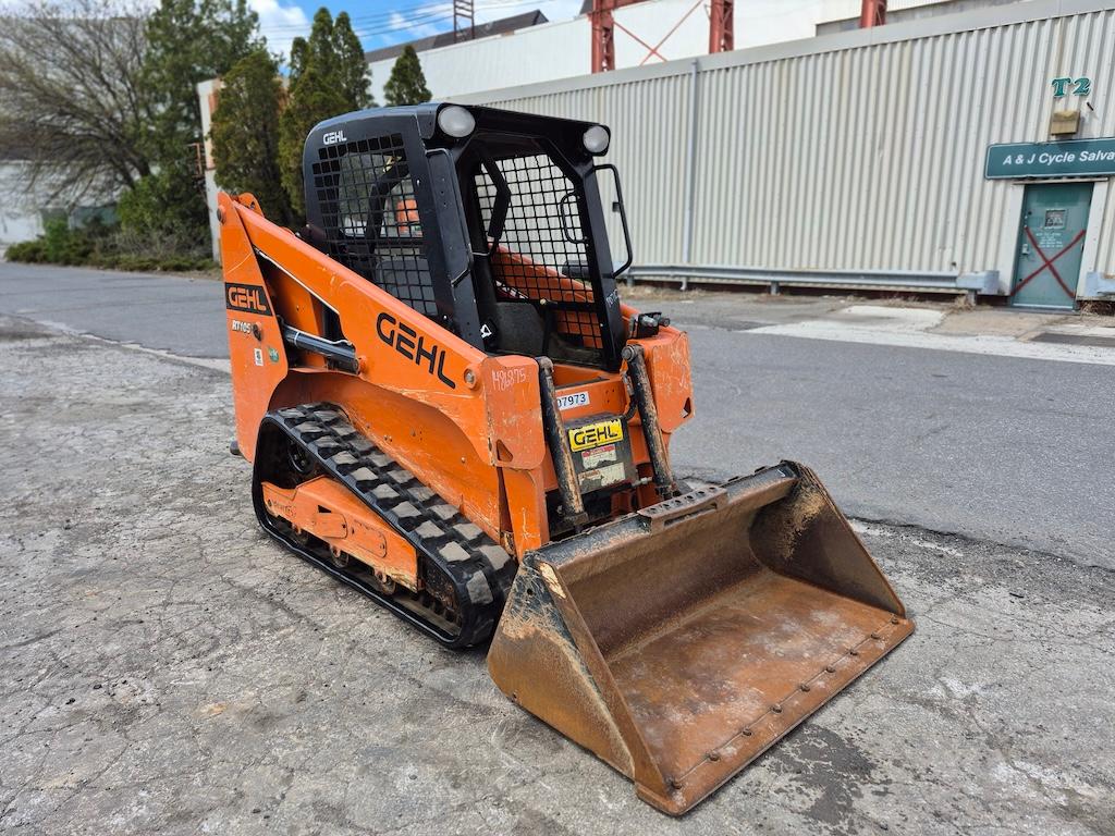 2020 Gehl RT105 Skid Steer