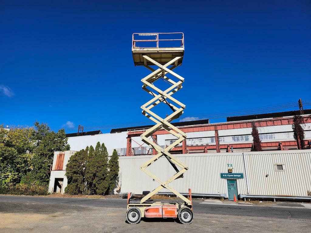 2013 JLG 4069LE 40ft Scissor Lift