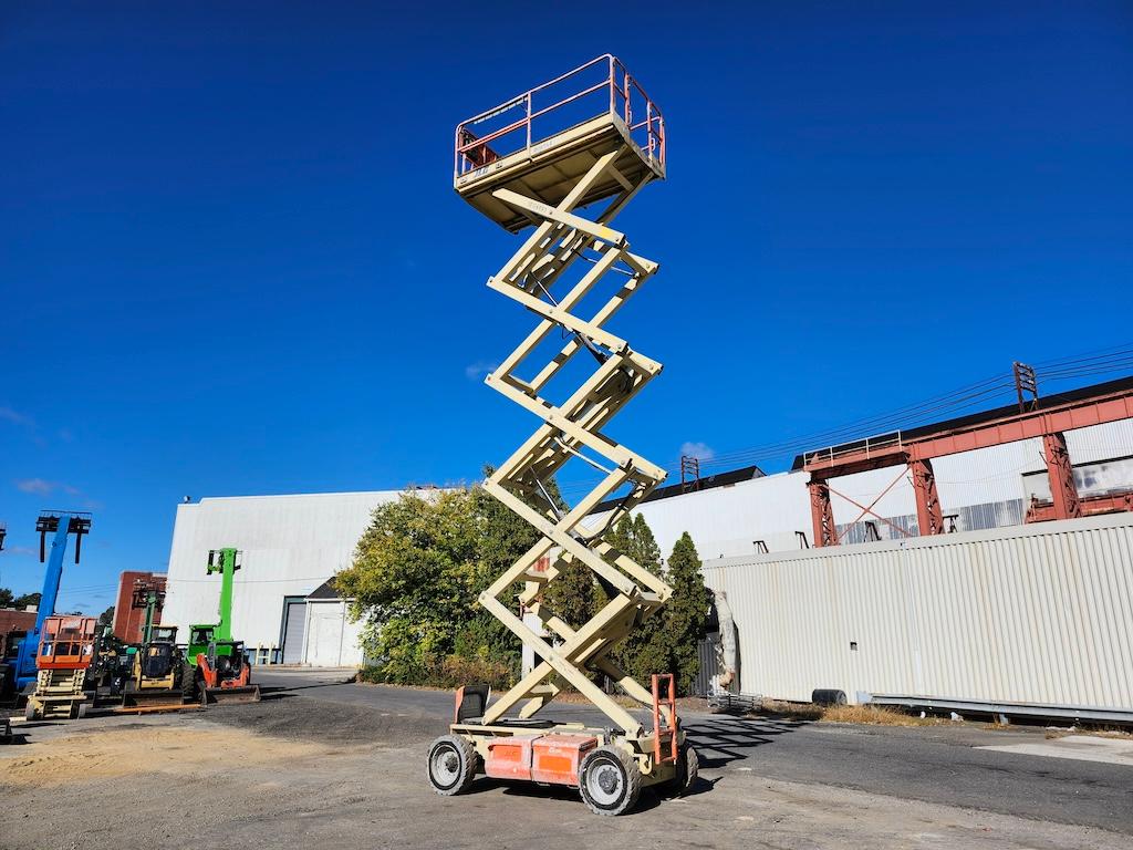 2013 JLG 4069LE 40ft Scissor Lift
