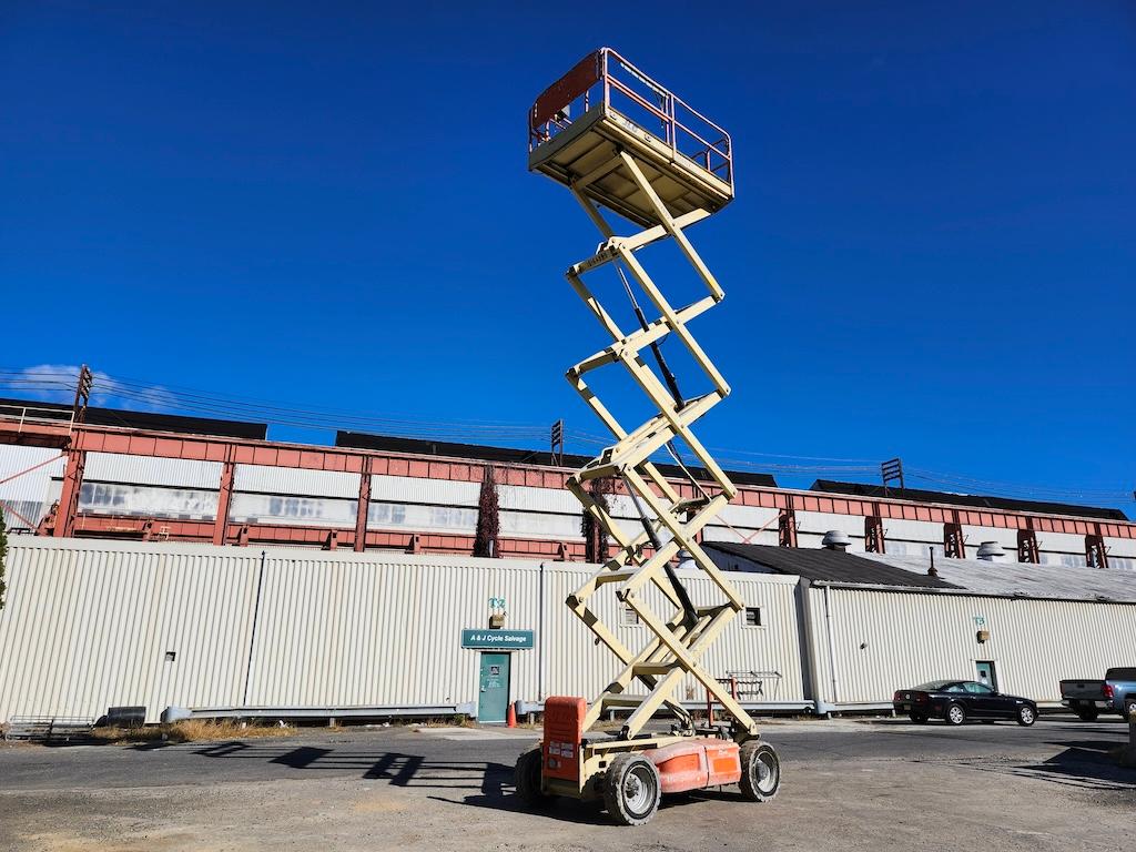 2013 JLG 4069LE 40ft Scissor Lift