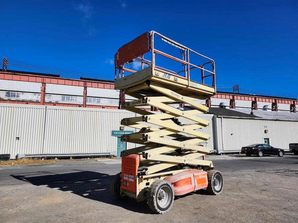 2013 JLG 4069LE 40ft Scissor Lift
