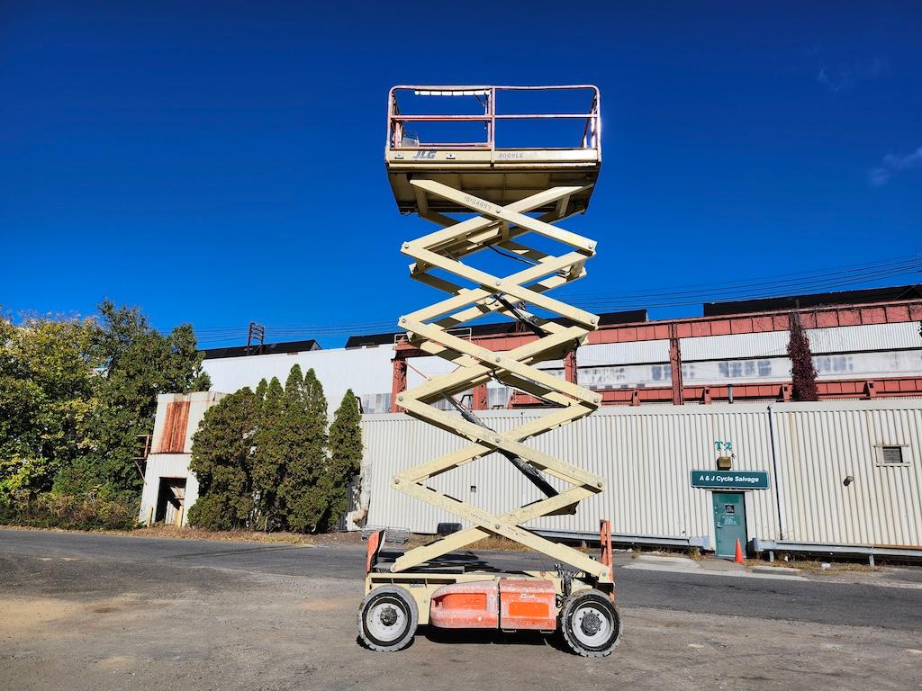 2013 JLG 4069LE 40ft Scissor Lift