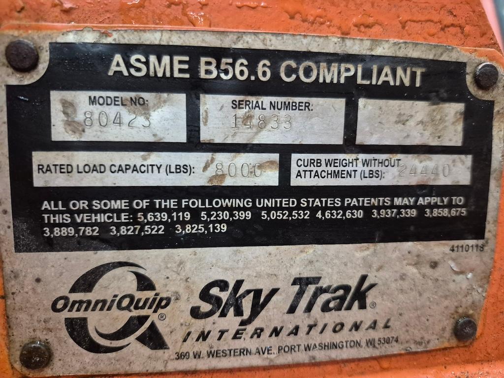SkyTrak 80423 8,000lb Telehandler