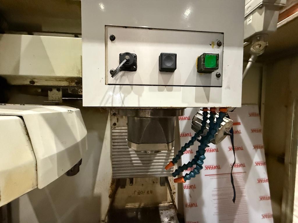 Bridgeport Toro-Cut TC1G CNC Vertical Mill (KEN218)