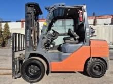 2018 Toyota 8FGU30 6,000lb Forklift