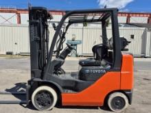 Toyota 8FGCU25 5,000lb Forklift