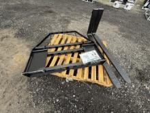 Brand New Skid Steer Pallet Fork (AG22)