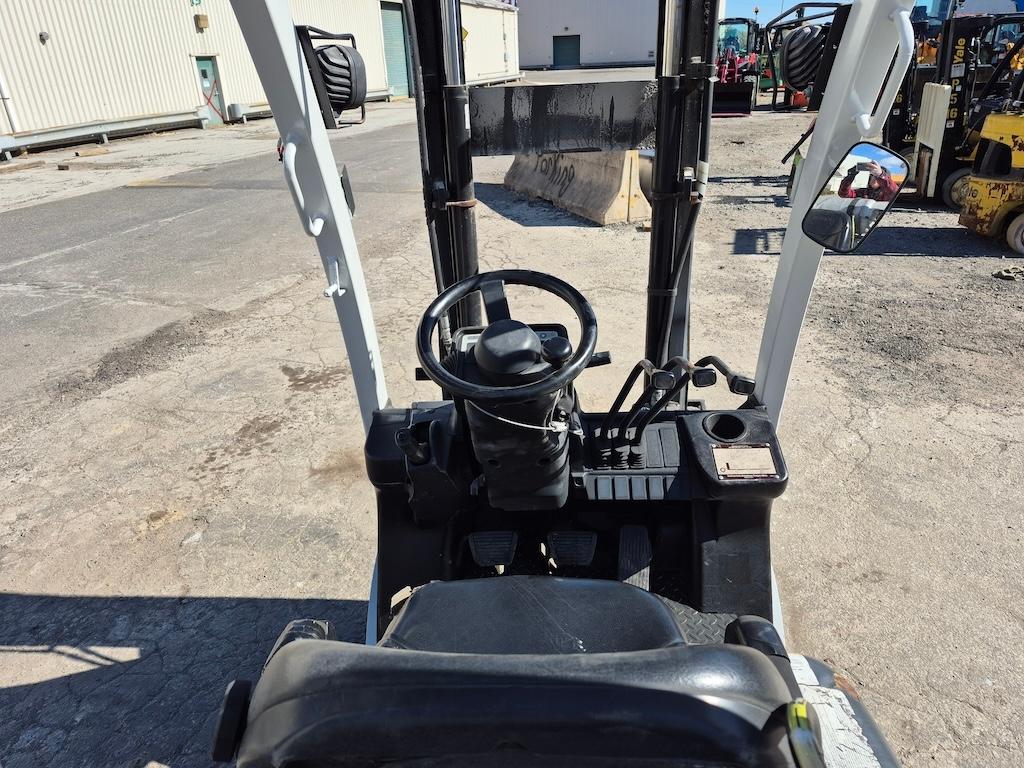 Unicarrier MCP1F2A25LV 5,000lb Forklift