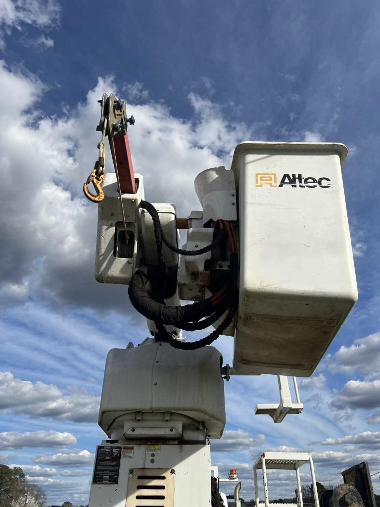 2012 Altec A77TE93 98' Bucket Truck