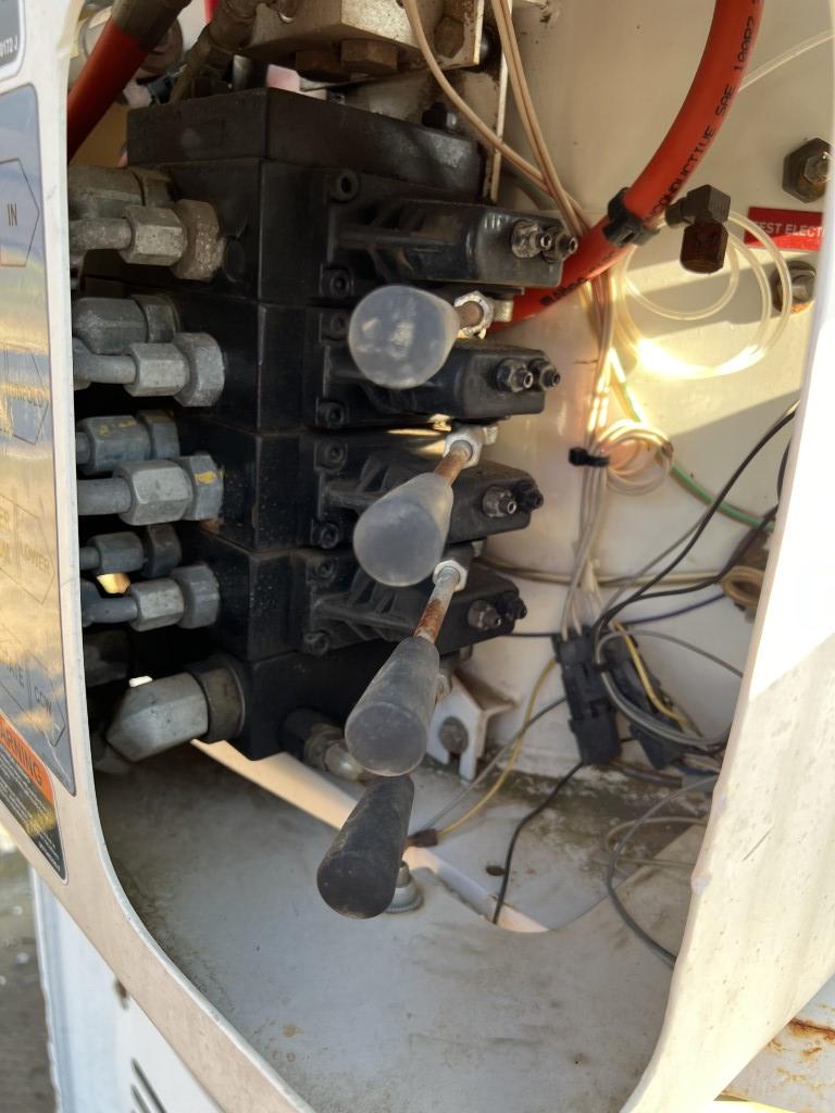 2012 Altec A77TE93 98' Bucket Truck