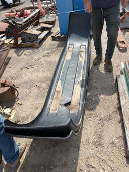 2 fenders for 18 wheeler
