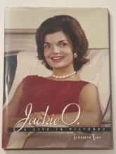 Jackie O.: A Life in Pictures by Elizabeth Kake
