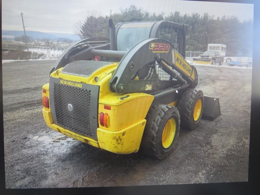 New Holland, L228 Skid Steer