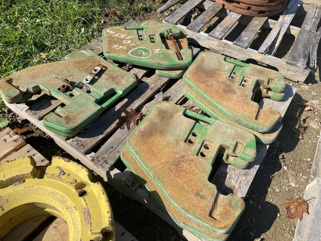 (8) John Deere 47kg Suitcase Weights off JD 511M