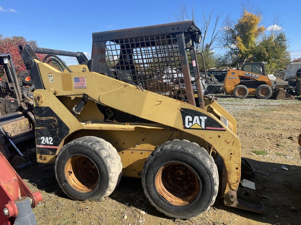 Cat 242 Skid Loader