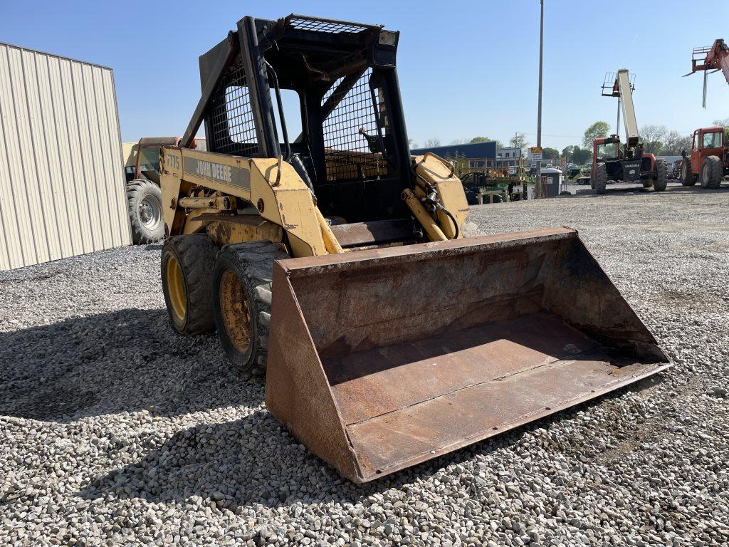 Deere 7775 Wheel Skid Loader