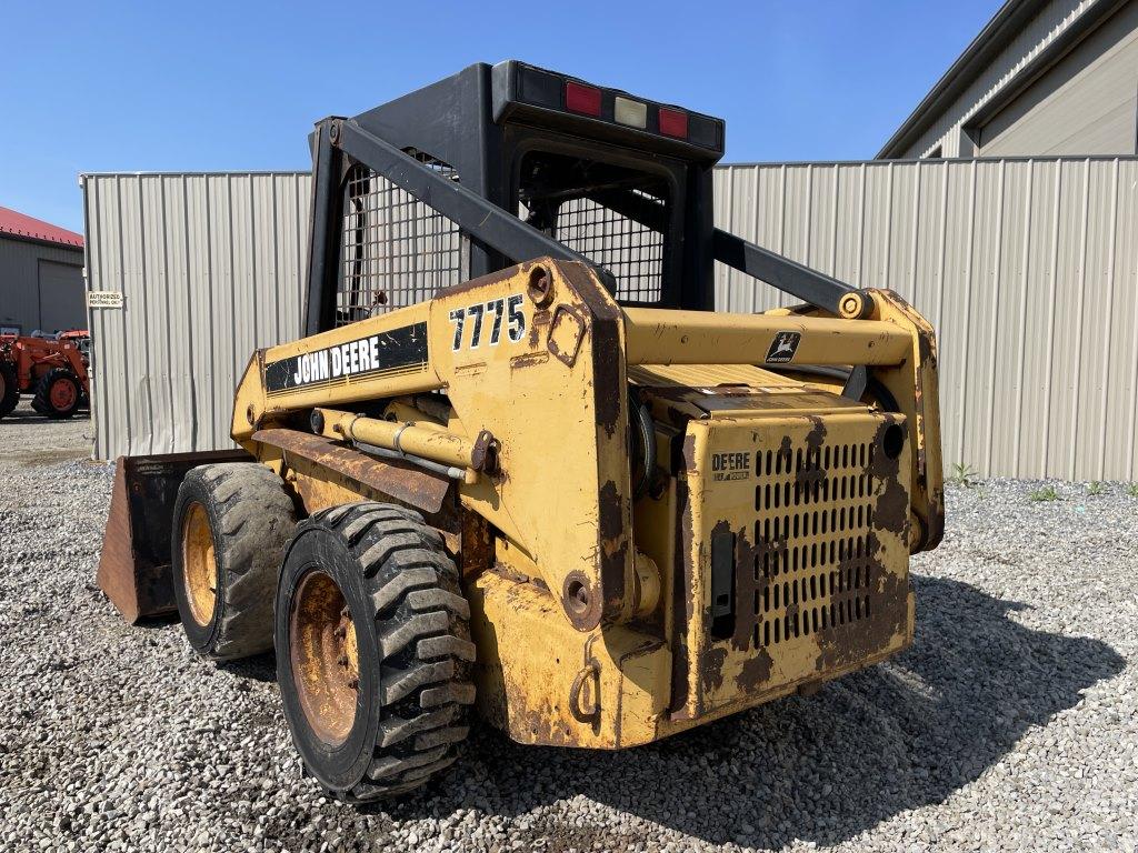 Deere 7775 Wheel Skid Loader