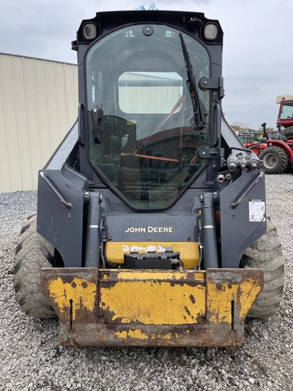 Deere 318G Wheel Skid Loader