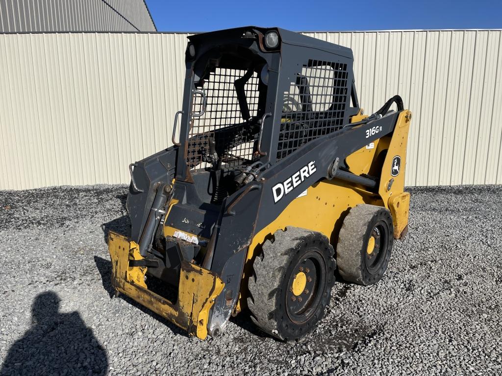 Deere 316GR Skid Steer