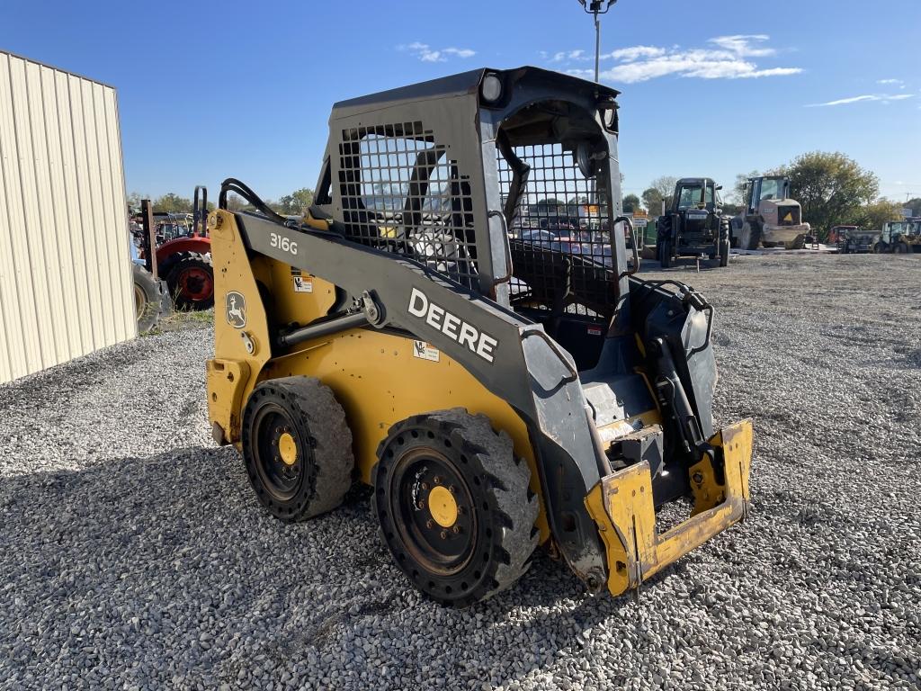 Deere 316GR Skid Steer