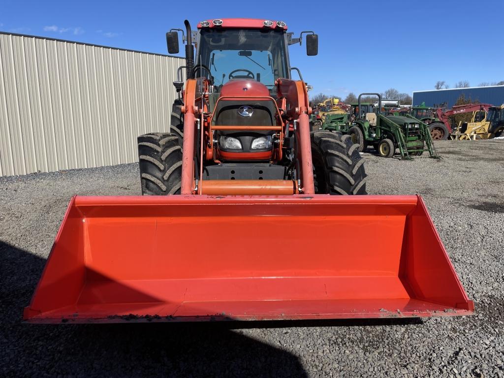 Kubota M126X tractor