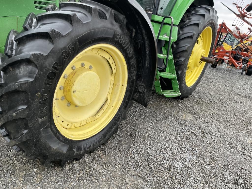 John Deere 7920 Tractor