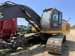 John Deere 250G LC Excavator