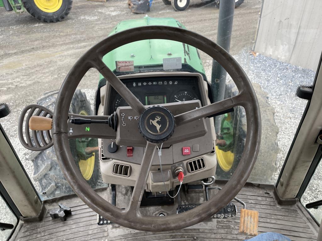 John Deere 7130 Tractor