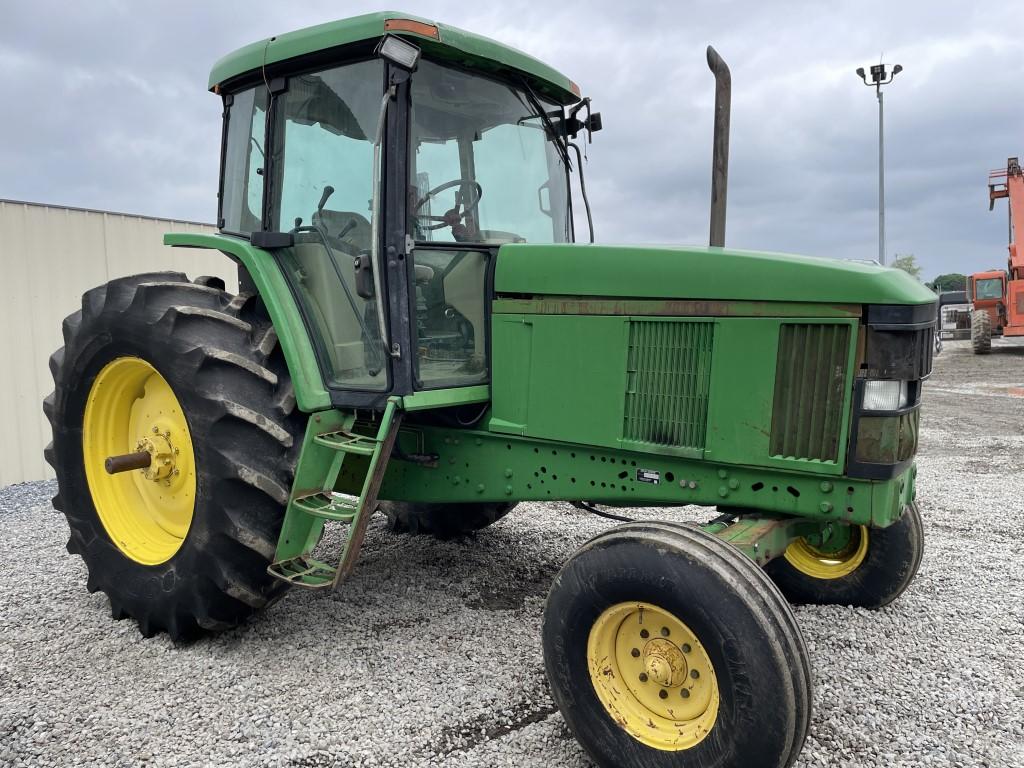 John Deere 6605 Tractor