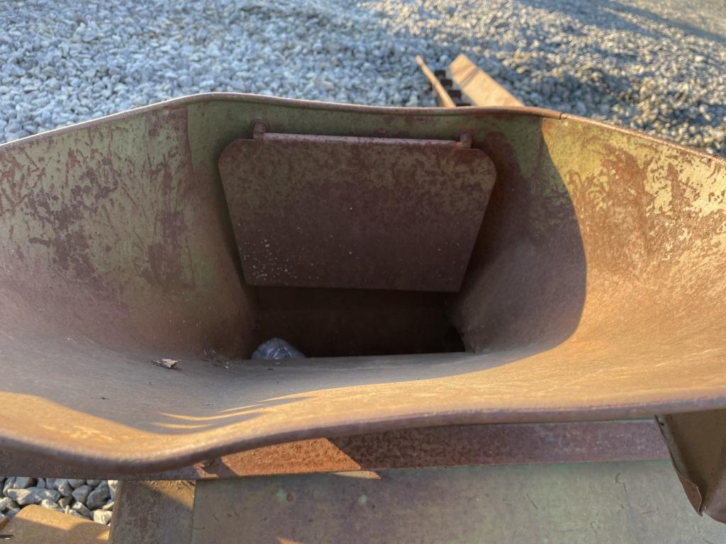 John Deere Corn Sheller