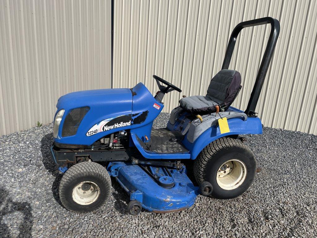 New Holland TZ24DA Tractor