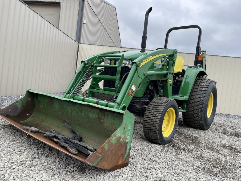 John Deere 4120 Tractor