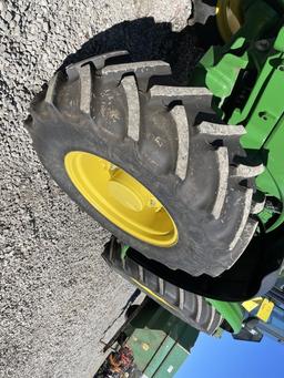 John Deere 6105E Tractor