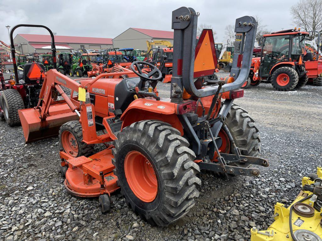 Kubota B7800 Tractor