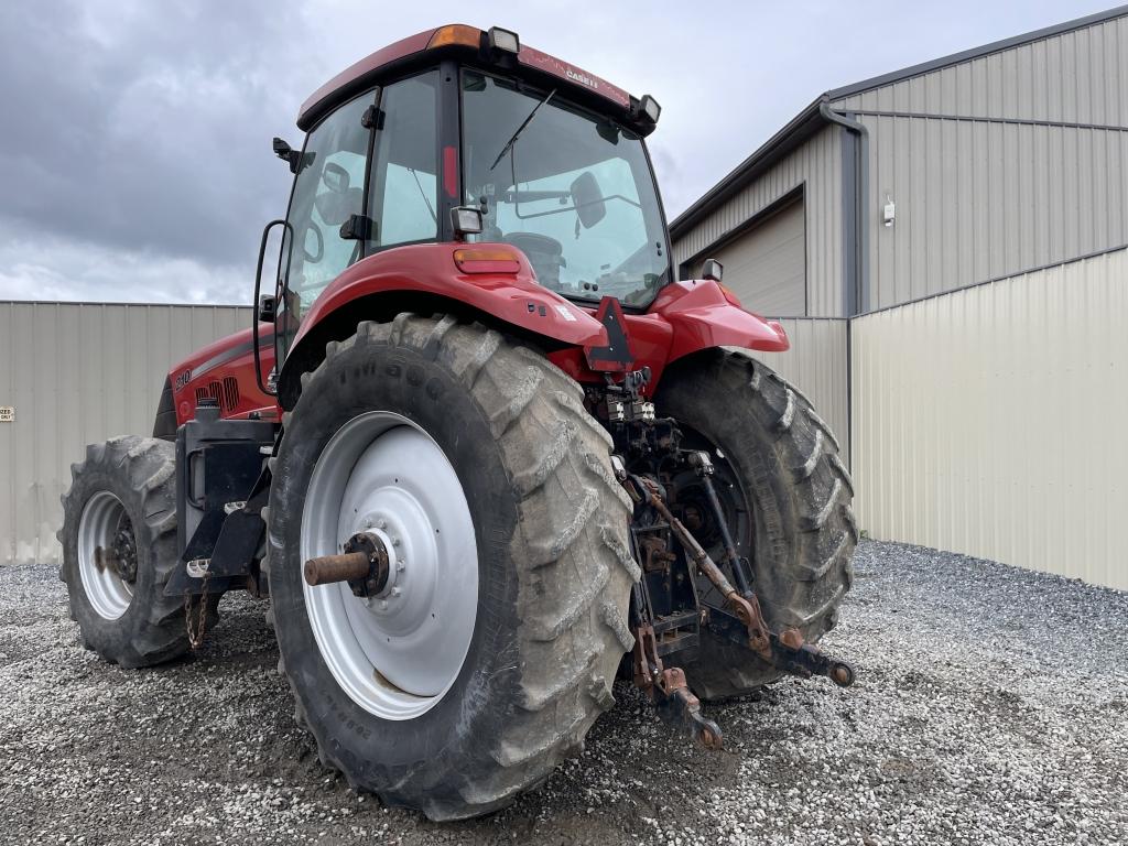 Case IH Magnum 210 Tractor