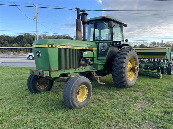 John Deere 4840 Tractor