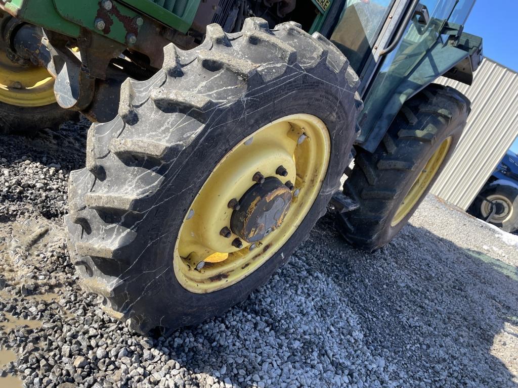 John Deere 5300 Tractor