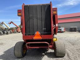 New HOlland BR740 Baler