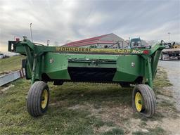 John Deere 820 MoCo