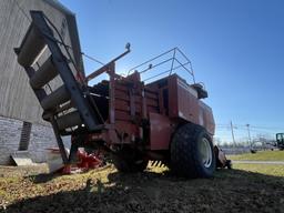 Hesston 4910 Baler