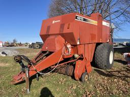 Hesston 4910 Baler