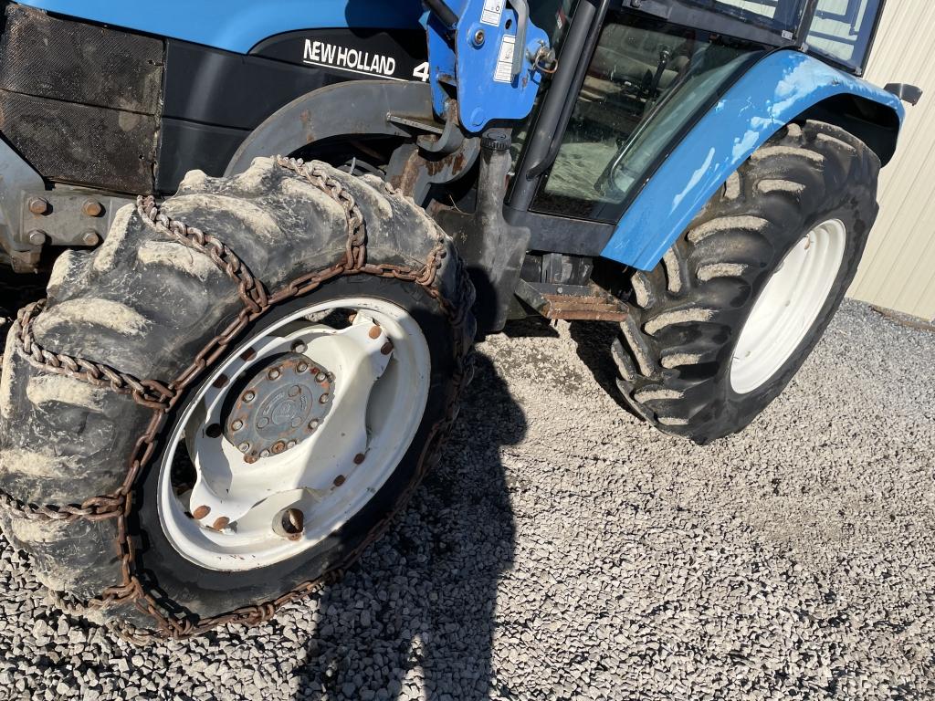 New Holland 4835 Tractor