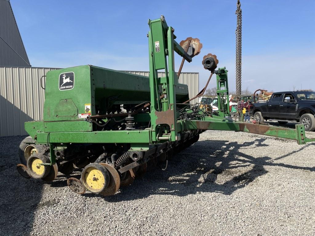 John Deere 750 Grain Drill