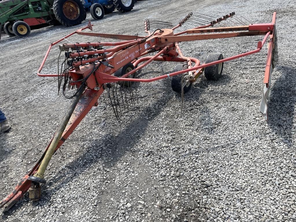 Kuhn GA4100TH Hay Rake