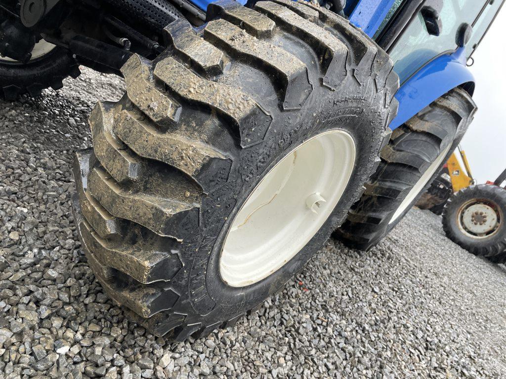 New Holland Boomer 50 Tractor