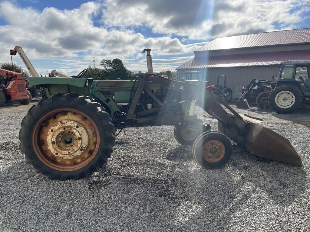 Oliver 770 Tractor