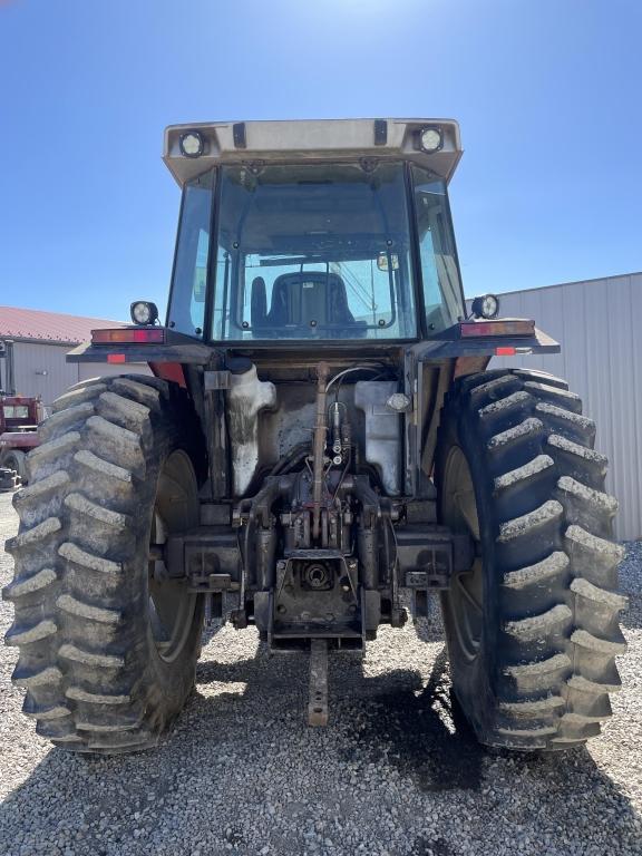 Massey Ferguson 3140 Tractor