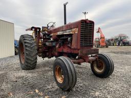 International Farmall 856 Tractor