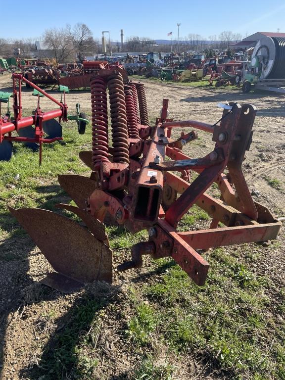 Massey Ferguson MF345 Plow