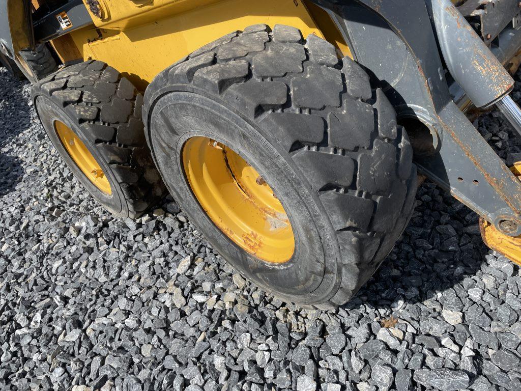 Deere 332G Wheel Skid Loader